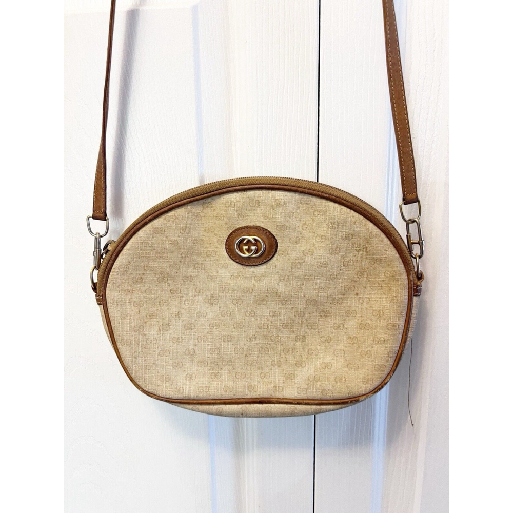 GUCCI Vintage Monogram GG Bag Made In ITALY Beigeโ Logo Crossbody AUTHENTIC